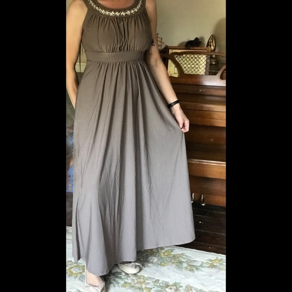 HAANI Pearl Sparkling Gorgeous dress - Picture 3 of 8